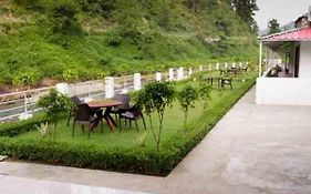 Riverside Resort Lansdowne